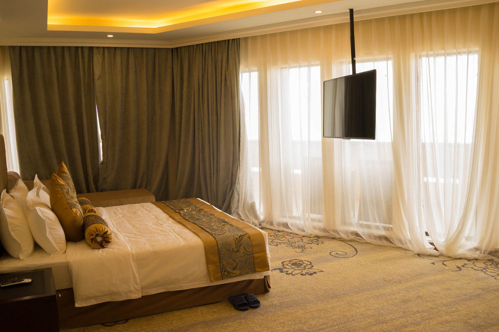 Bintumani Hotel Фрийтаун Екстериор снимка