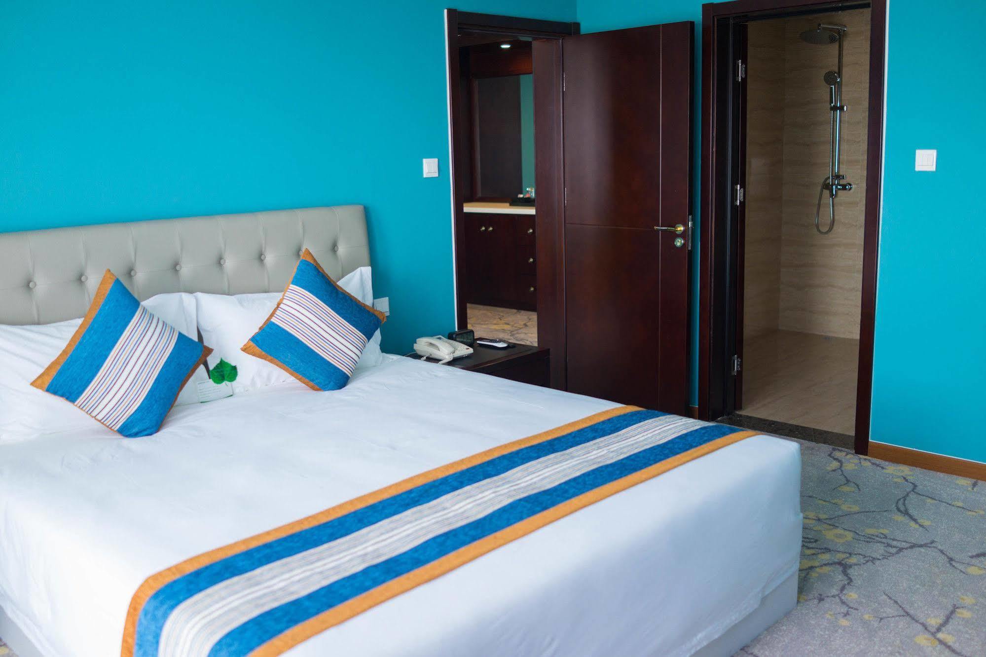 Bintumani Hotel Фрийтаун Екстериор снимка